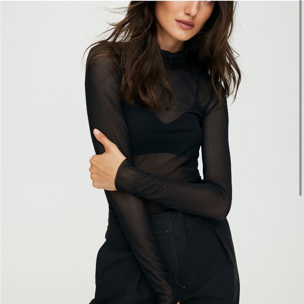 Aritzia Wilfred Free Huet Top- SZ S